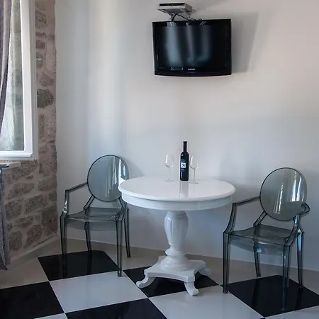 Apartment Romano アパート コルチュラ